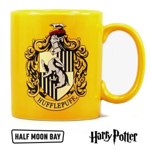 MUGBHP65 Mug Standart Harry Potter Hufflepuff Crest